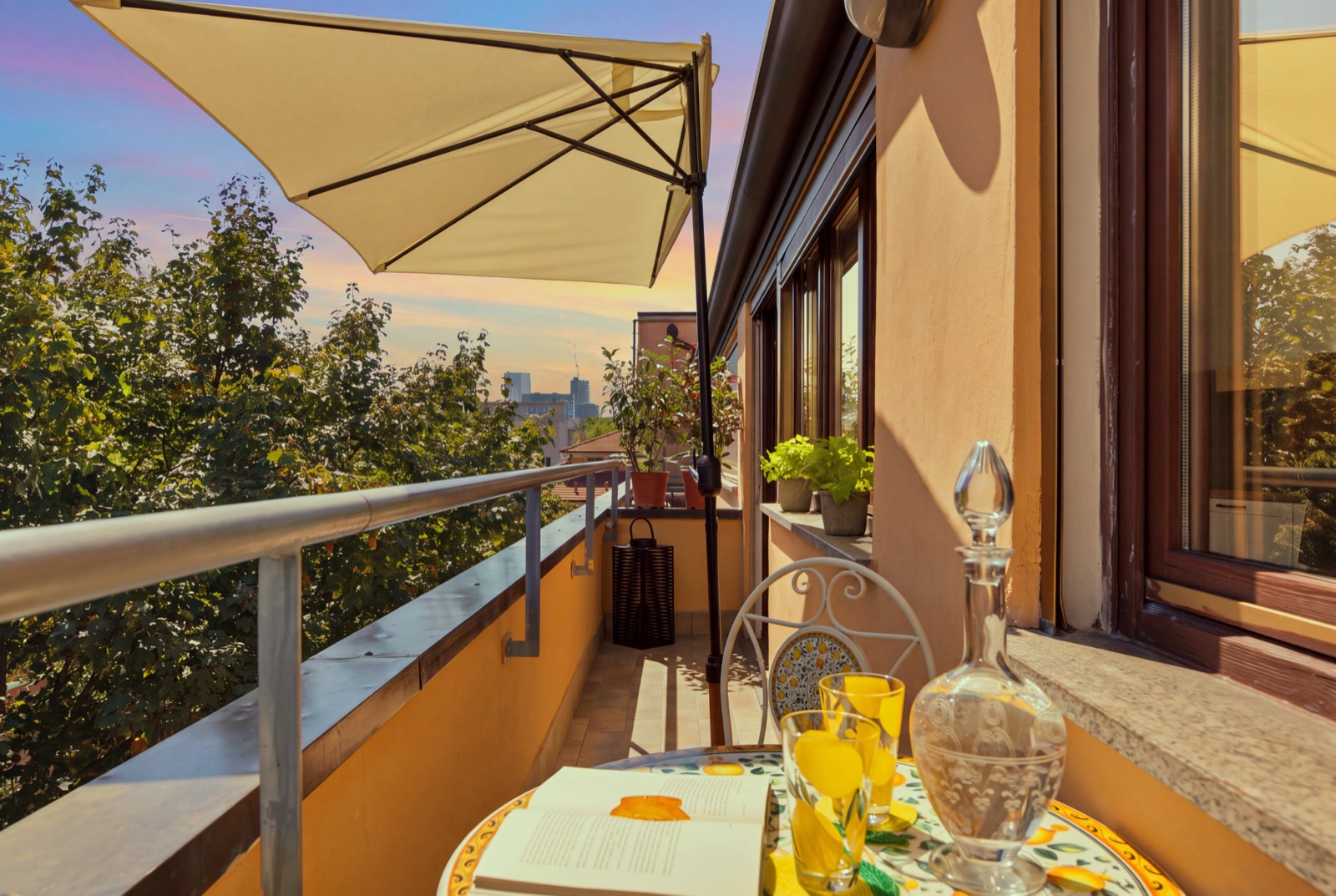 Balcone al tramonto