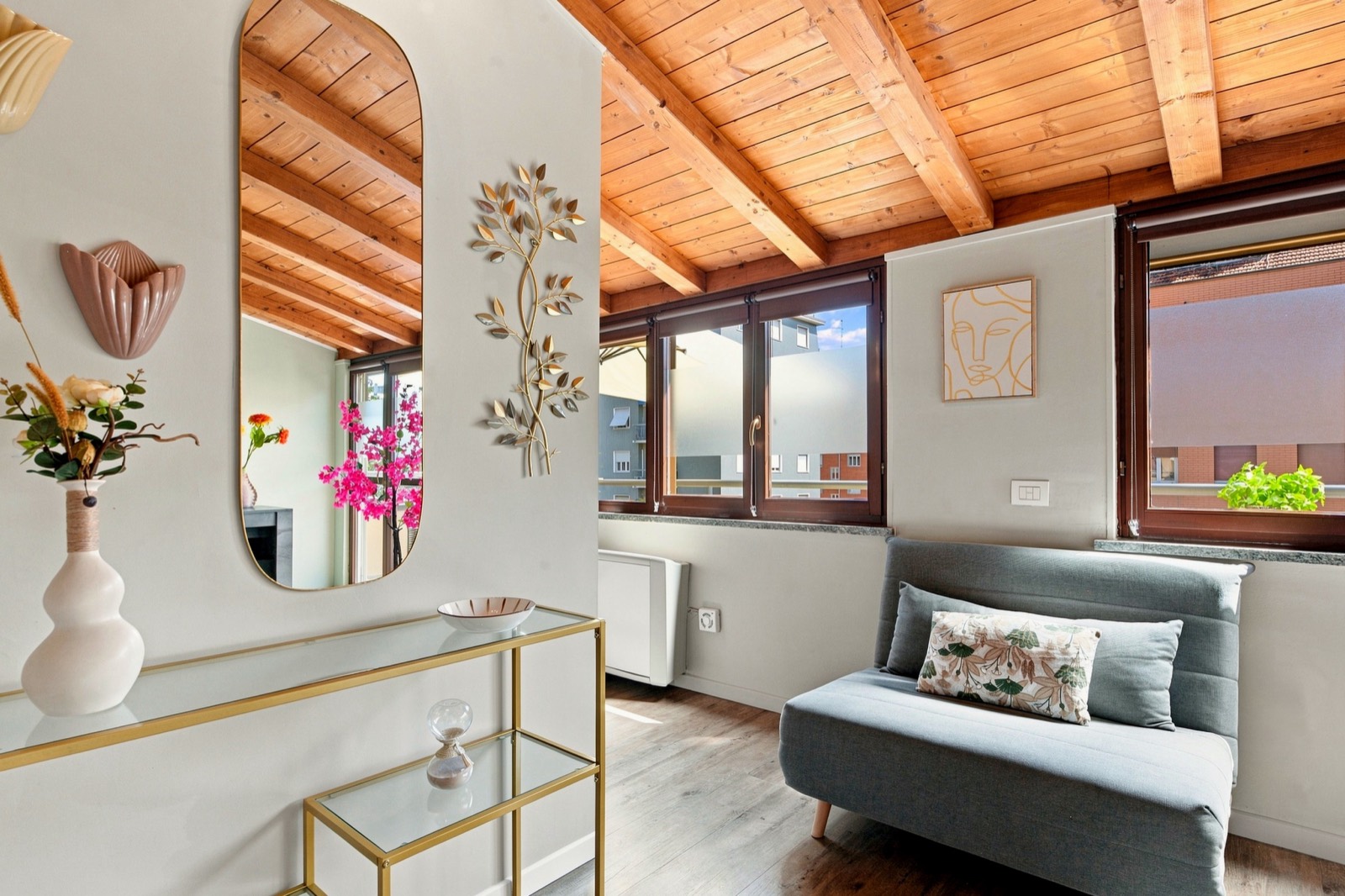 Ingresso con specchio